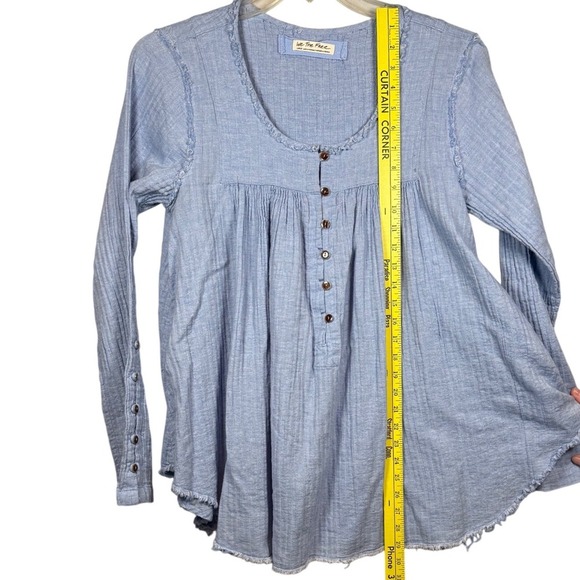 We The Free, FREE PEOPLE Sand Dune Henley Top, Blouse, Blue, Size Medium - Picture 6 of 9